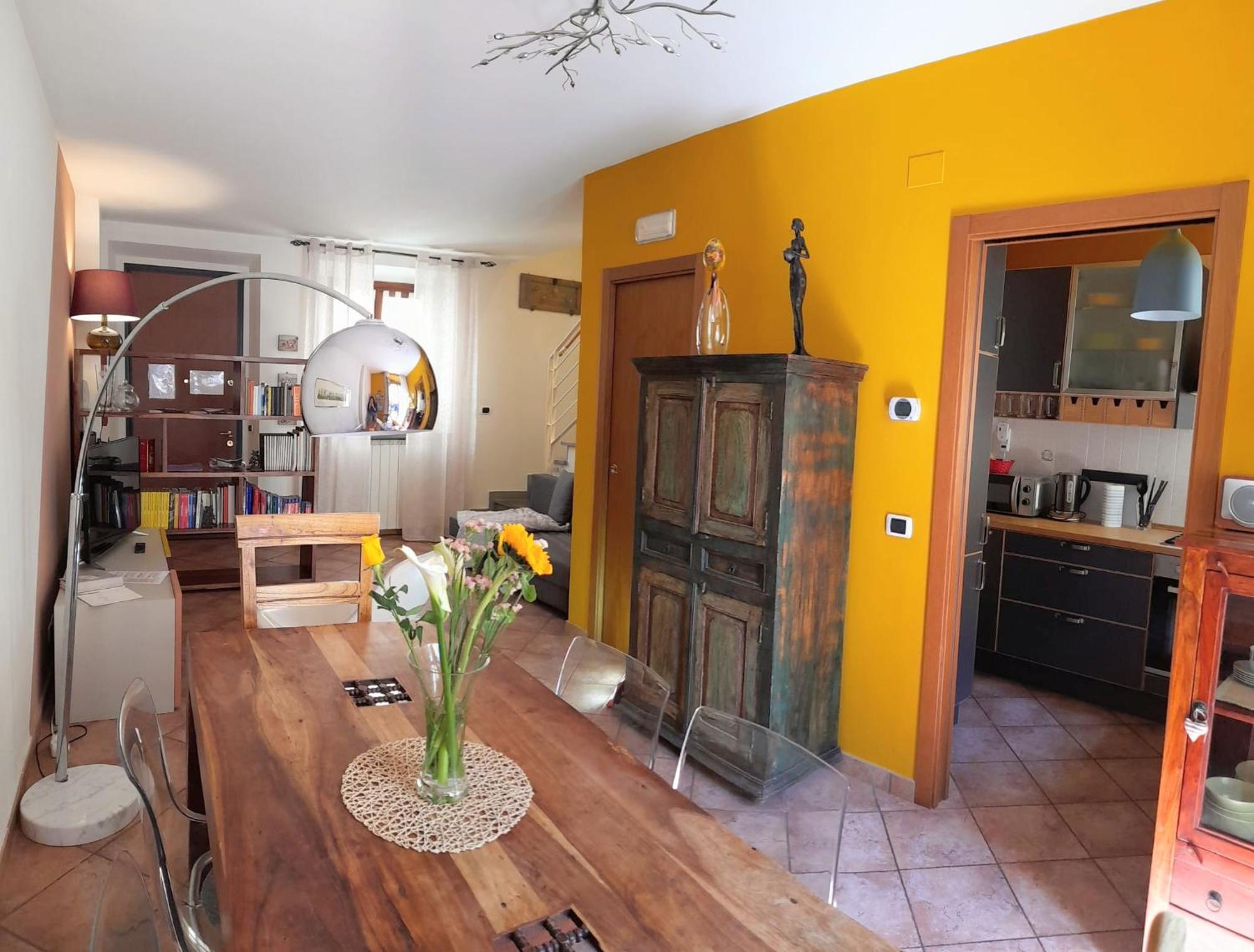 House Nubia, San Frediano, Near Ponte Vecchio, With Free Private Parking Lot Apartment